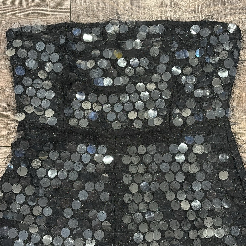 PrettyLittleThing Black Disc Sequin Bandeau Playsuit Size 10 - Picture 5 of 7